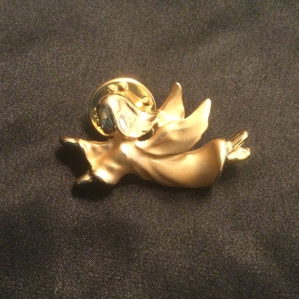 Giusti Gigio Gold Tone Angel Lapel Pin